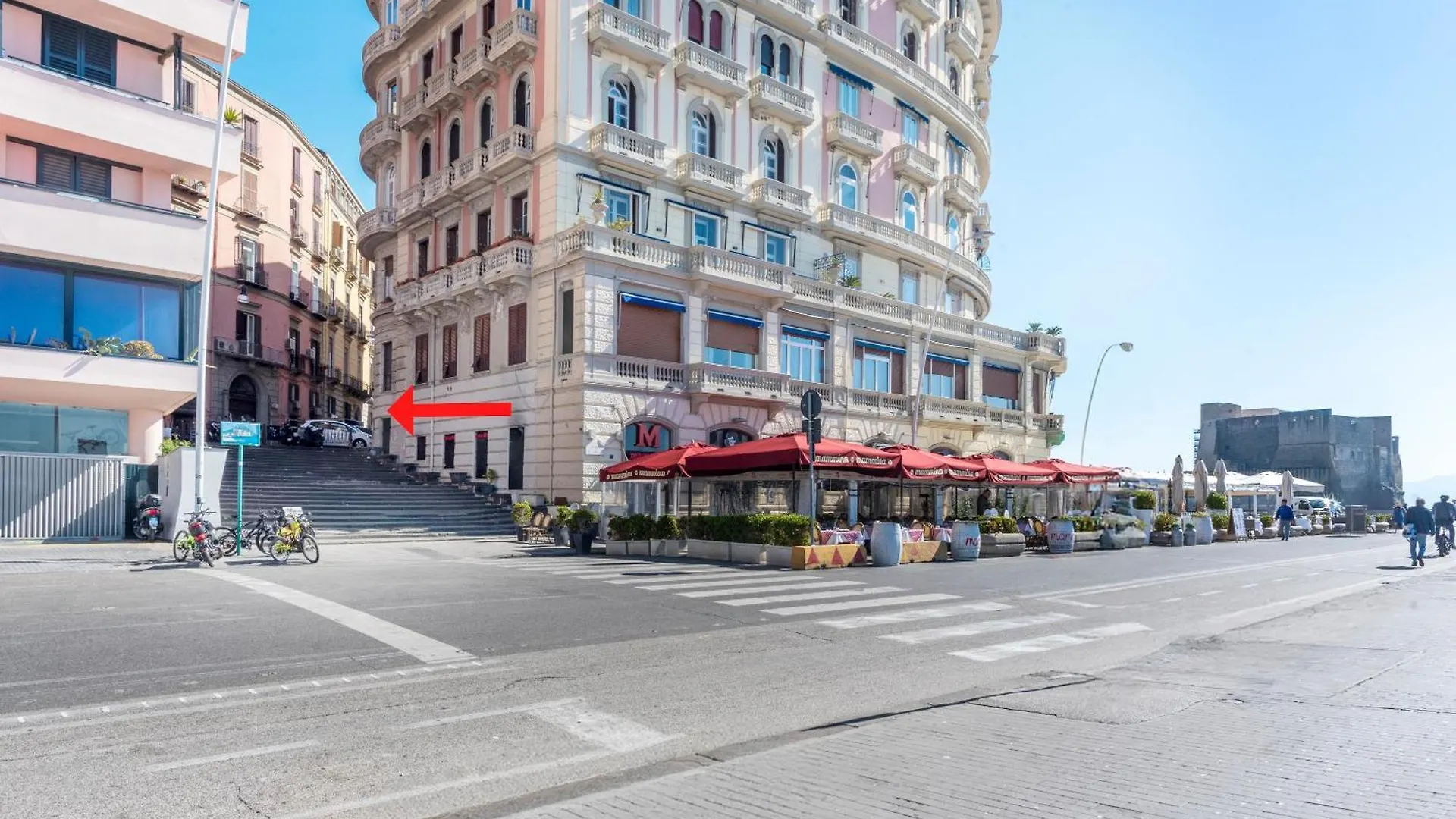 Chiatamone Seafront Apartment Naples